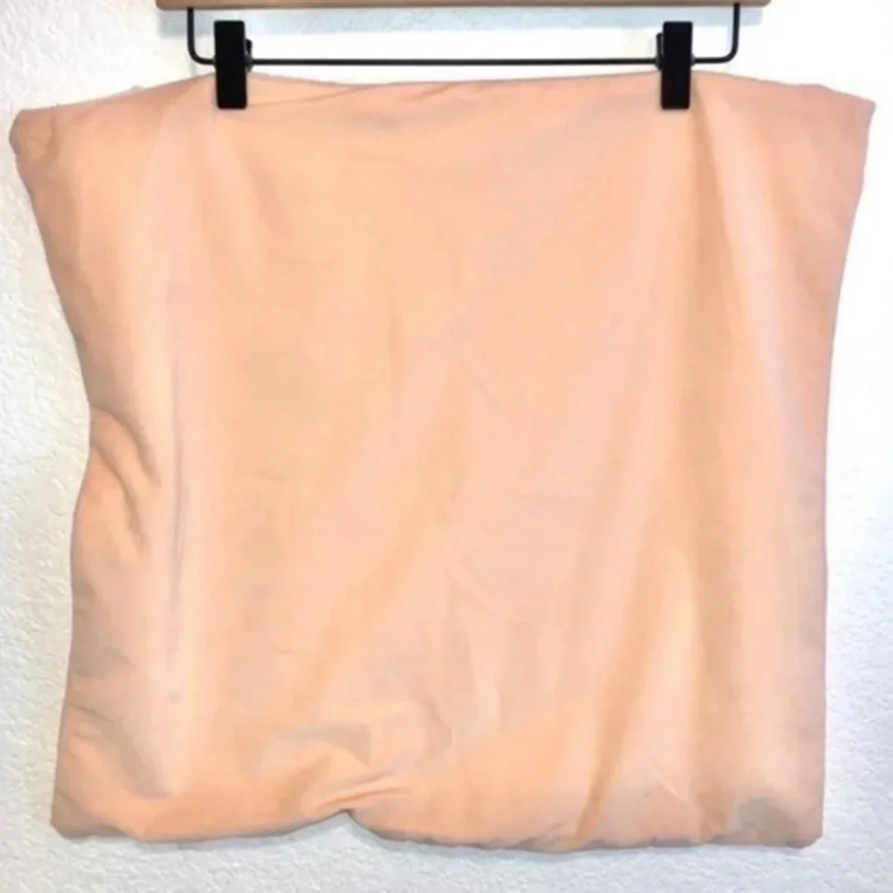 SOFT SQUARE PEACH PILLOW CASE WITH METALLIC SHIMMER DETAIL AND TINY RUFFLES